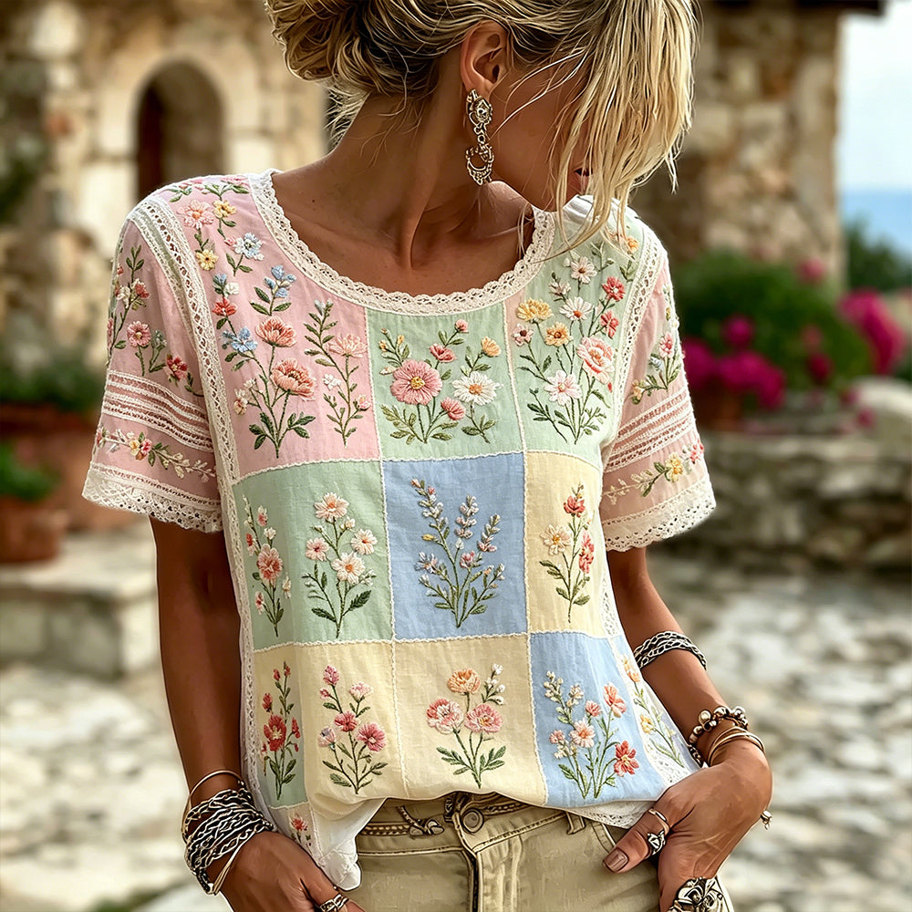 Women's Floral And Lace Art Embroidery Spliced Vintage Casual Short Sleeve Top