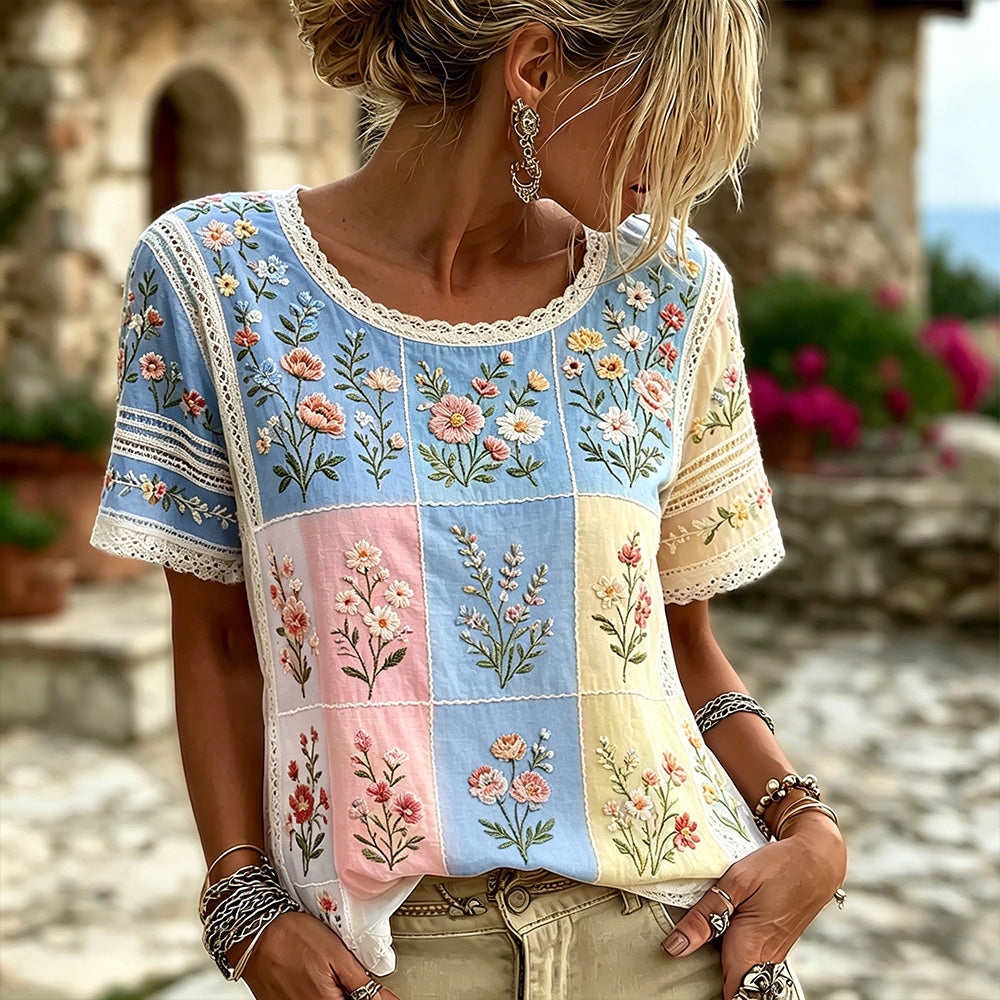 Women's Floral And Lace Art Embroidery Spliced Vintage Casual Short Sleeve Top