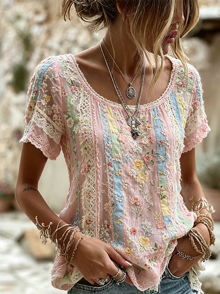 Women's Handmade Floral Embroidery And Lace Art Splicing Lightweight Cotton Linen Round Neck Short Sleeve Top