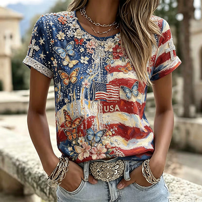 Women's Vintage Independence Day Anniversary Flag And Butterfly Art Casual T-shirt